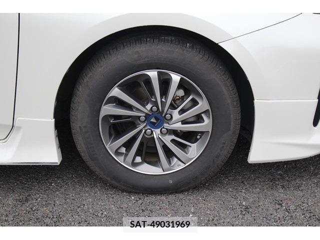 Toyota PRIUS 2019-01 282109-11