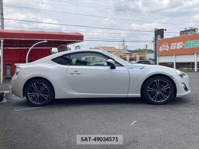 Toyota 86 2013-10 321162-3