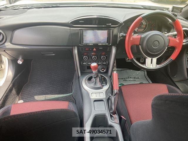 Toyota 86 2013-10 321162-18
