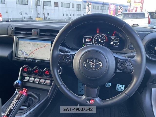 Toyota 86 2022-03 221294-10