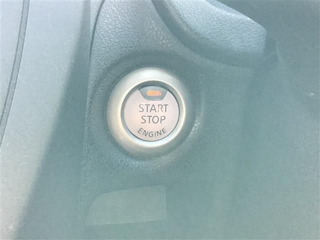 Nissan NOTE 2016-11 599-6
