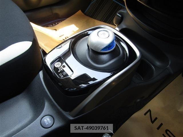Nissan NOTE 2019-07 365452-14