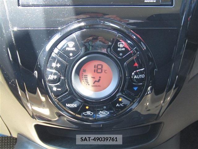 Nissan NOTE 2019-07 365452-13