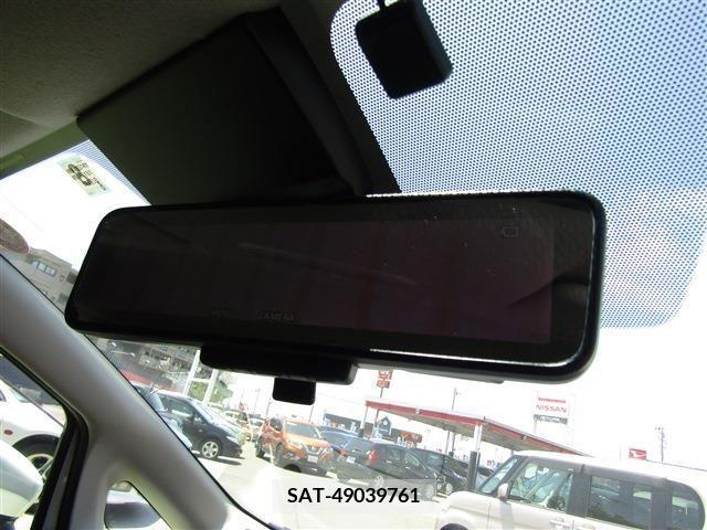 Nissan NOTE 2019-07 365452-4