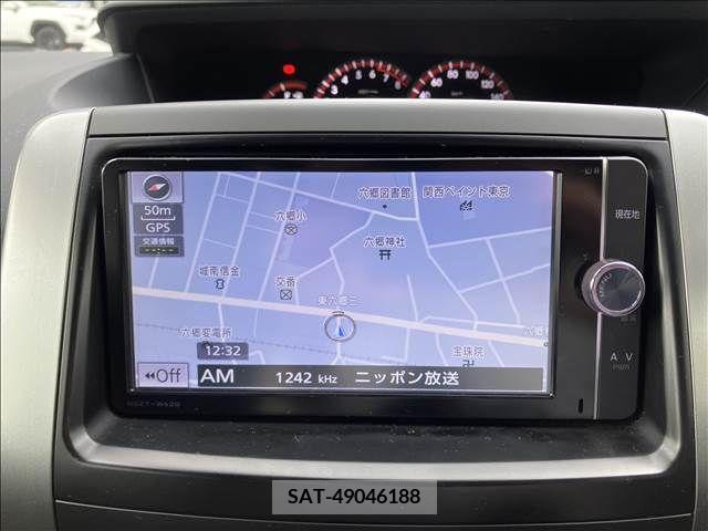 Toyota VOXY 2013-01 288858-15