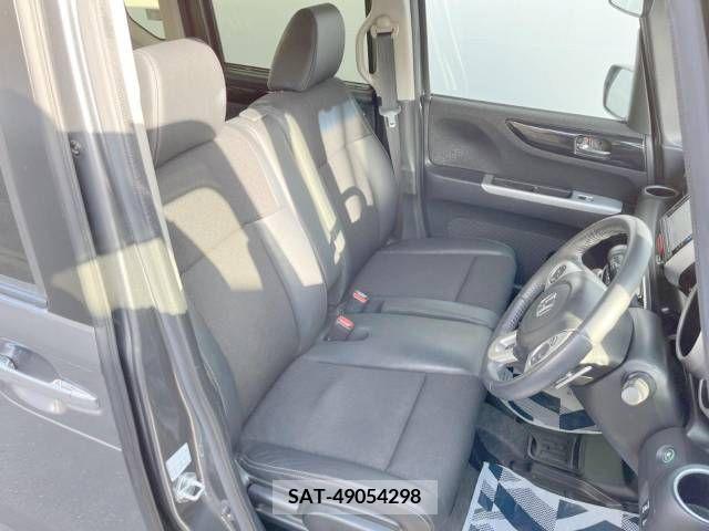 Honda N BOX CUSTOM 2017-05 306819-8