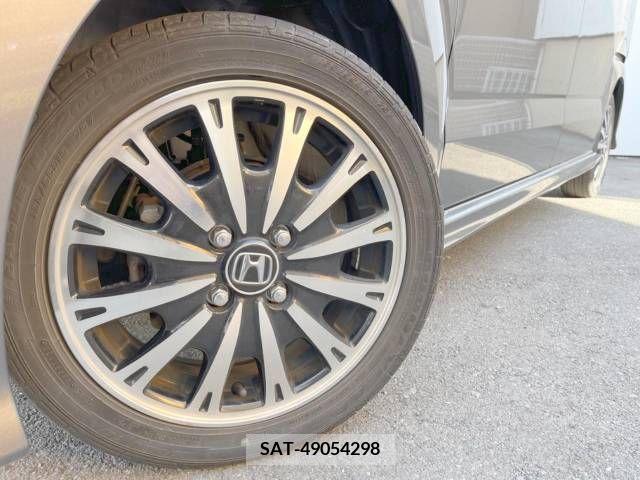 Honda N BOX CUSTOM 2017-05 306819-13