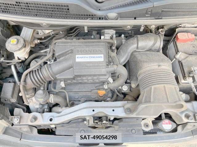 Honda N BOX CUSTOM 2017-05 306819-19