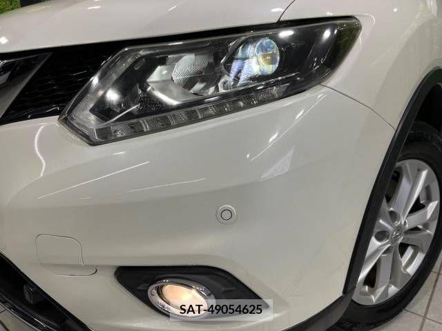 Nissan X-TRAIL 2015-03 210851-12