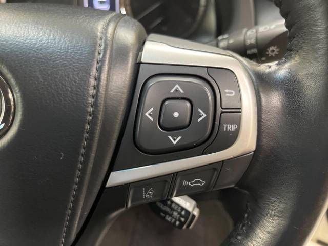 Toyota HARRIER 2017-08 191929-6