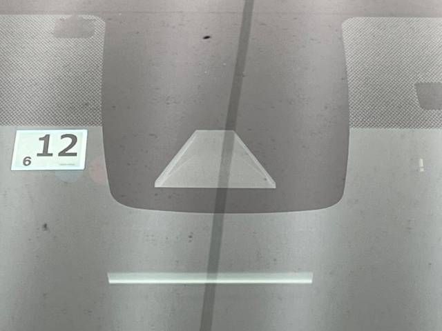Toyota PRIUS 2021-12 196197-2