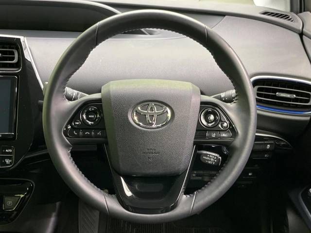 Toyota PRIUS 2021-12 196197-11