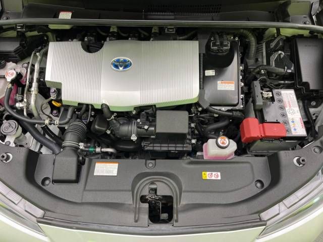 Toyota PRIUS 2021-12 196197-18