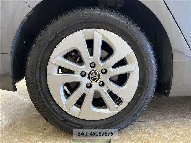 Toyota PRIUS 2016-04 346806-28