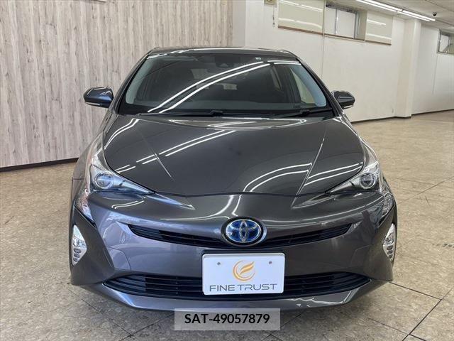 Toyota PRIUS 2016-04 346806-15