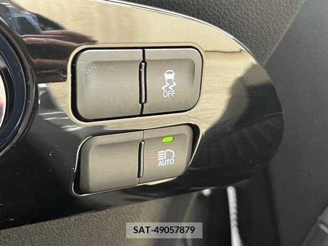 Toyota PRIUS 2016-04 346806-5