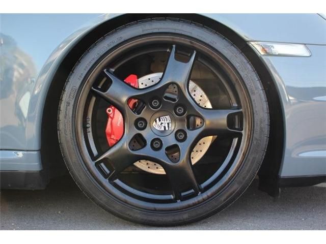 Porsche 911 2006-05 194843-12