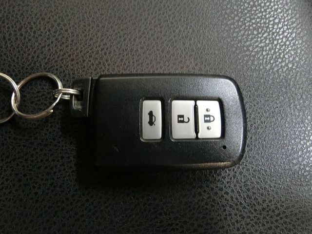 Toyota CROWN SEDAN 2015-10 16244-18