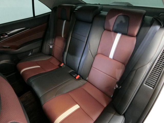 Toyota CROWN SEDAN 2015-10 16244-7