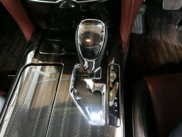 Toyota CROWN SEDAN 2015-10 16244-5