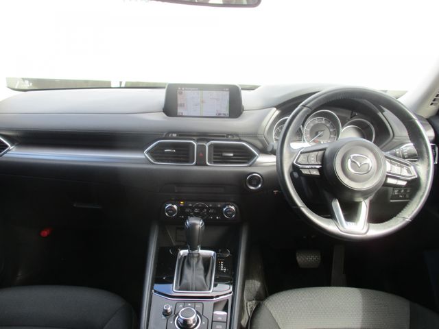 Mazda CX-5 2018-01 857-9