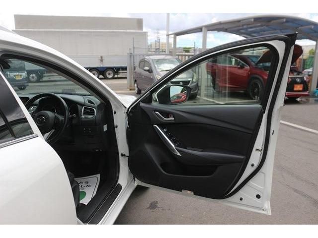 Mazda ATENZA WAGON 2015-02 5817-9