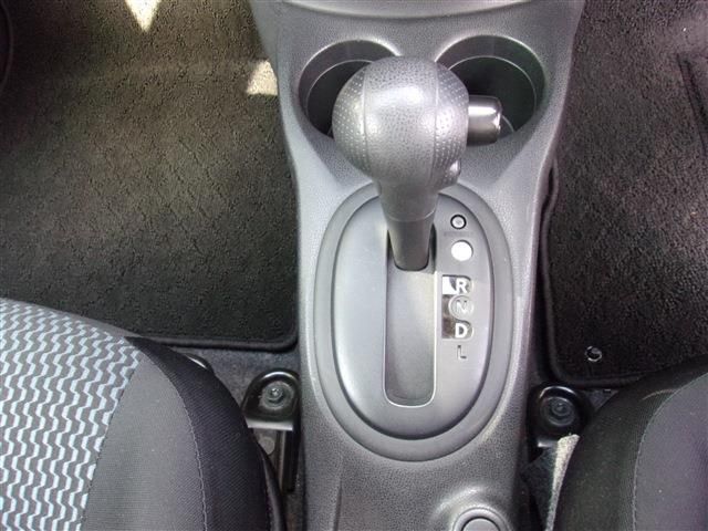 Nissan NOTE 2016-03 3298-21