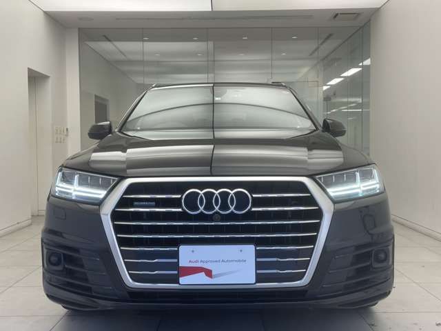 Audi Q7 2016-03 18828-2