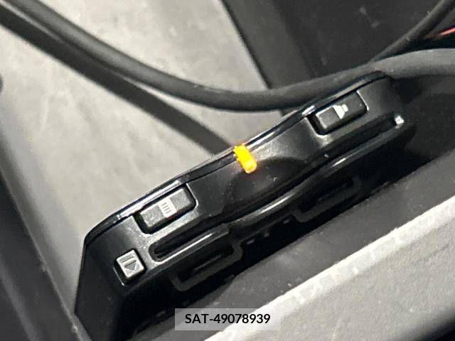 Daihatsu MOVE CONTE 2016-01 327698-2