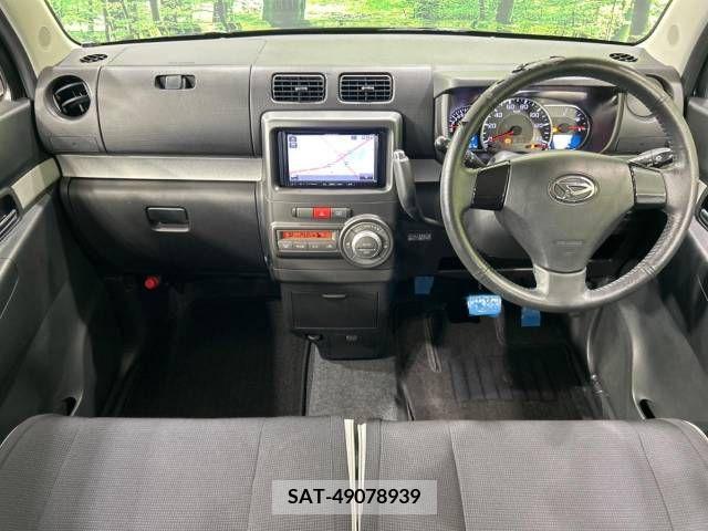 Daihatsu MOVE CONTE 2016-01 327698-1