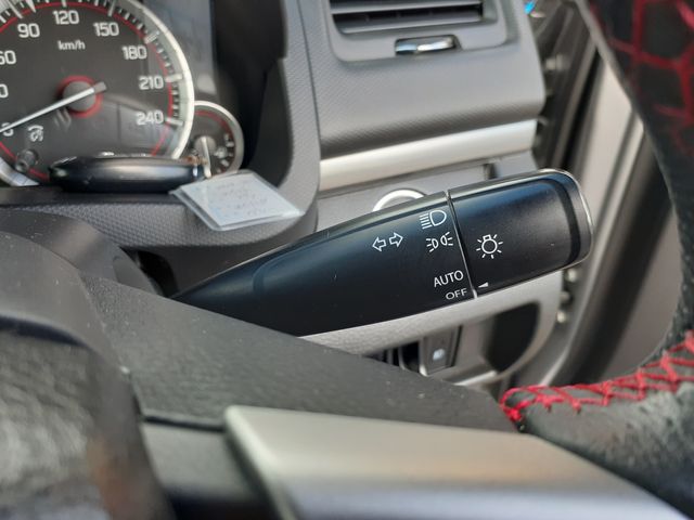 Suzuki SWIFT 2015-04 9391-28