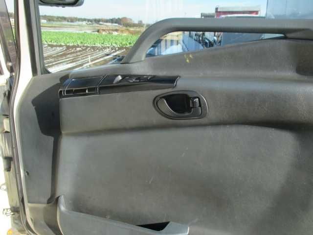 MITSUBISHI FUSO SUPER GREAT 2003-09 1297-10