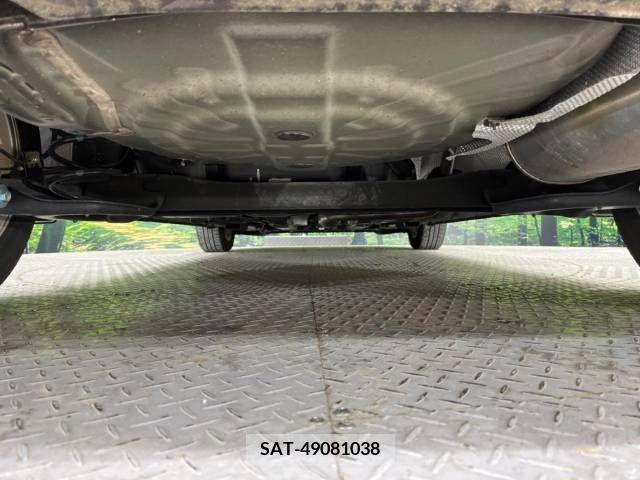 Nissan NOTE 2019-01 279996-17