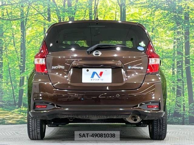 Nissan NOTE 2019-01 279996-14