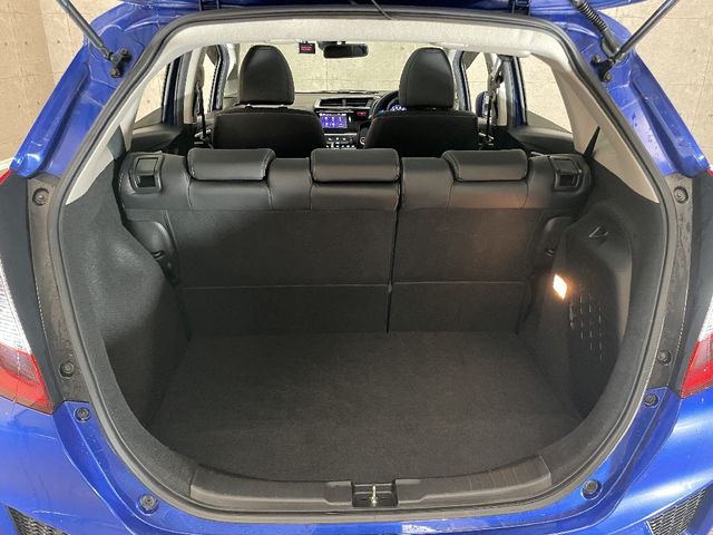 Honda FIT HYBRID 2013-11 15449-15