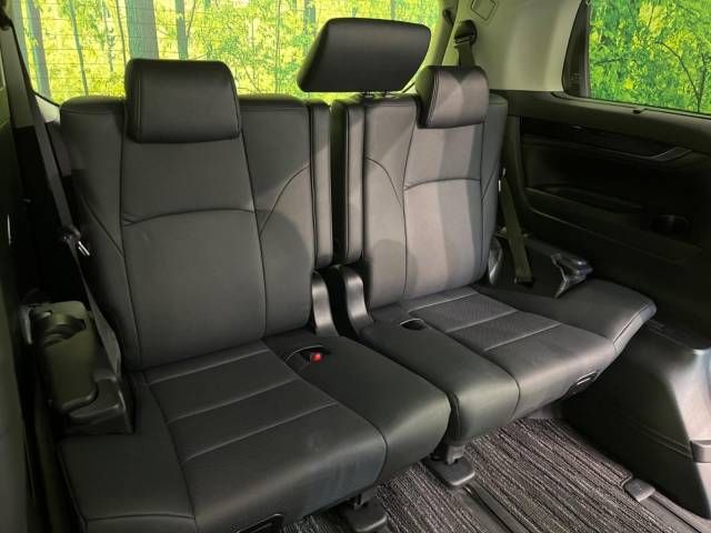 Toyota VELLFIRE 2019-04 6557-10