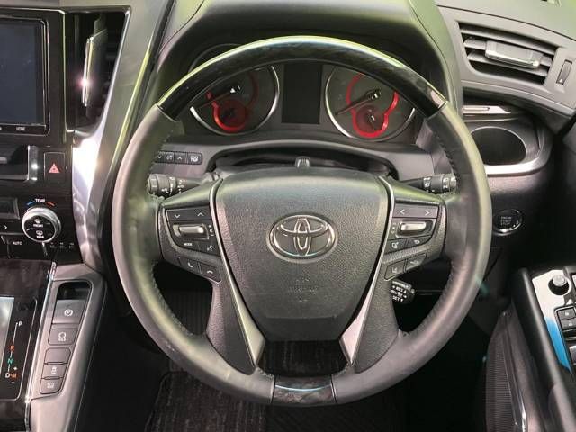 Toyota VELLFIRE 2019-04 6557-12