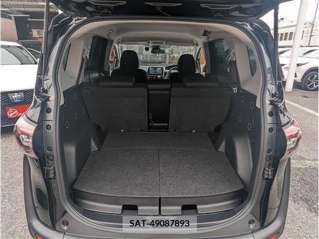 Toyota SIENTA 2022-04 286041-9