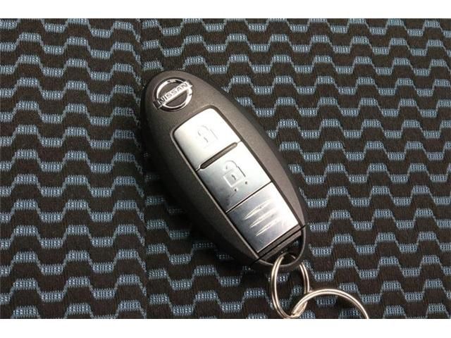 Nissan NOTE 2015-04 23207-16