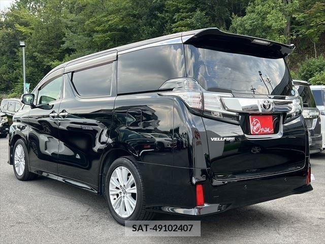Toyota VELLFIRE 2015-05 384605-19