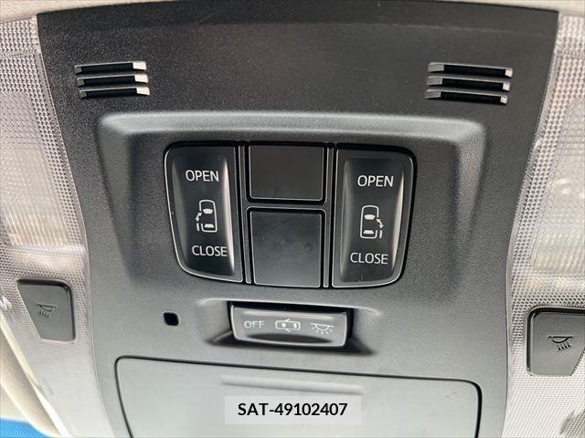 Toyota VELLFIRE 2015-05 384605-4