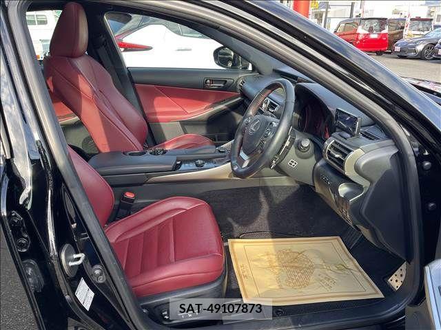 Lexus IS 2013-08 216320-3