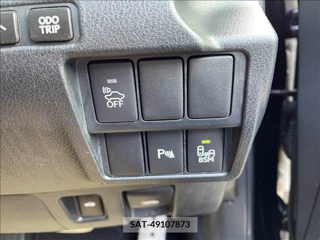 Lexus IS 2013-08 216320-9