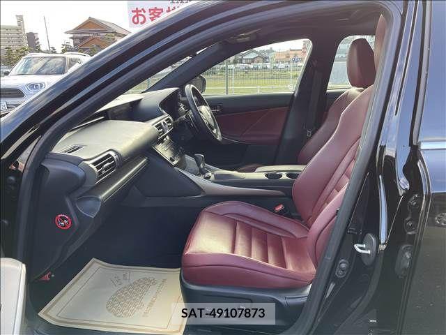 Lexus IS 2013-08 216320-4
