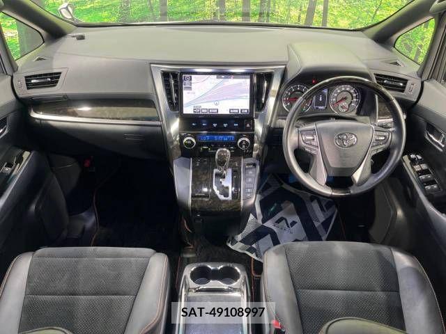 Toyota ALPHARD 2018-02 299410-1