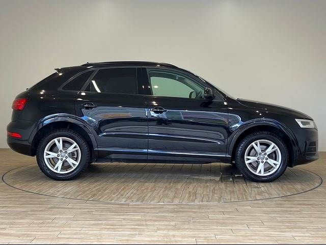 Audi Q3 2016-11 7613-15