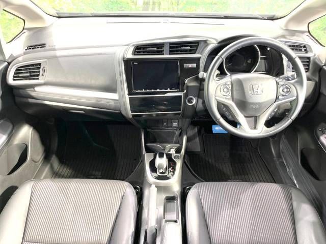 Honda FIT HYBRID 2018-11 21066-1