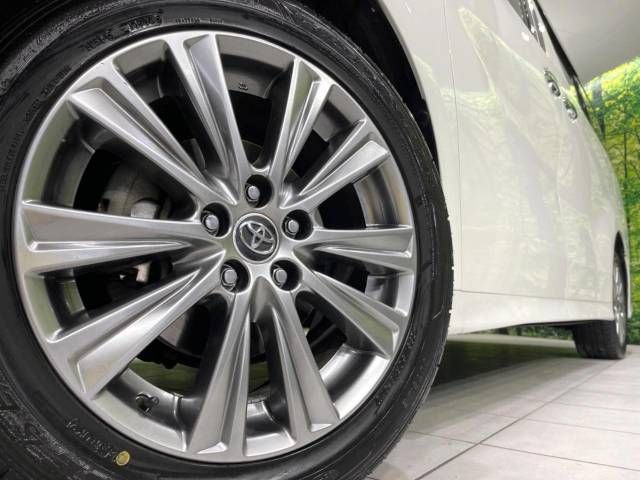 Toyota VELLFIRE 2017-10 26808-13