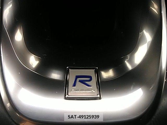 Volvo XC40 2020-09 370267-11