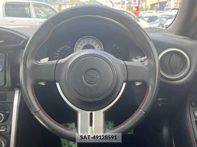 Toyota 86 2013-04 267262-11